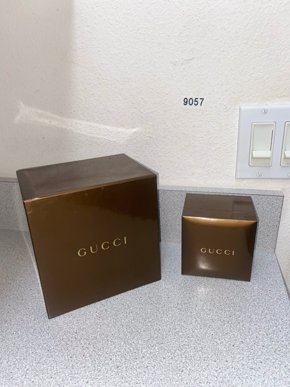 Gucci Brown and Gold Box Bundle EUC - 9057 - Picture 10 of 14